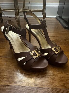 Marc Fisher Brown T-Strap Heeled Sandals with Gold Buckle Detail